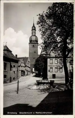 Ak Arnsberg im Hochsauerlandkreis, Glockenturm, Rathausbrunnen, Hotel Zur Krim