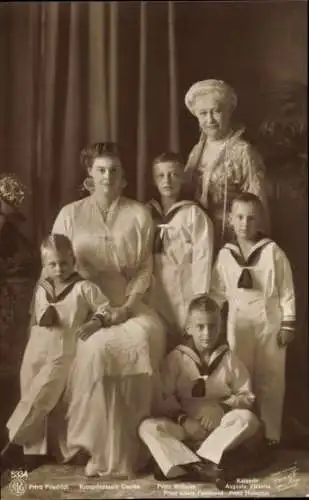 Ak Kaiserin Auguste Viktoria, Kronprinzessin Cecilie, Wilhelm, Louis Ferdinand, Friedrich, Hubertus