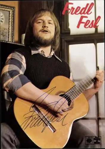 Ak Schauspieler und Sänger Fredl Fesl, Portrait, Gitarre, Autogramm