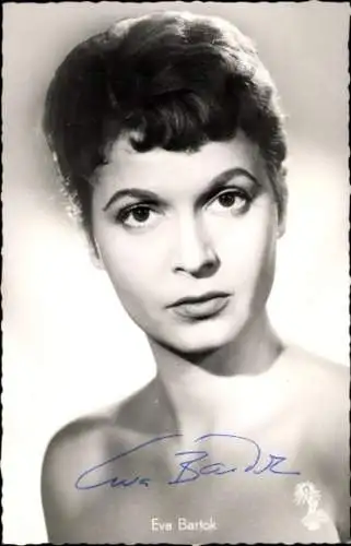 Ak Schauspielerin Eva Bartok, Portrait, Autogramm, vom Himmel gefallen