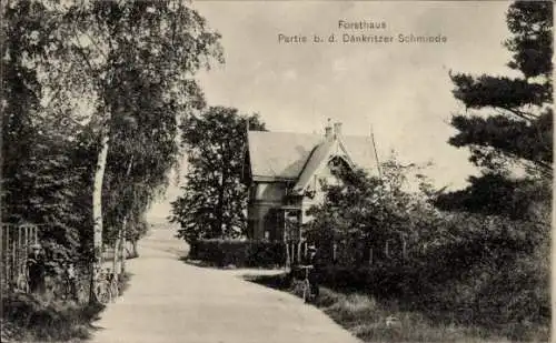 Ak Dänkritz Neukirchen Pleiße, Partie an der Dänkritzer Schmiede, Forsthaus