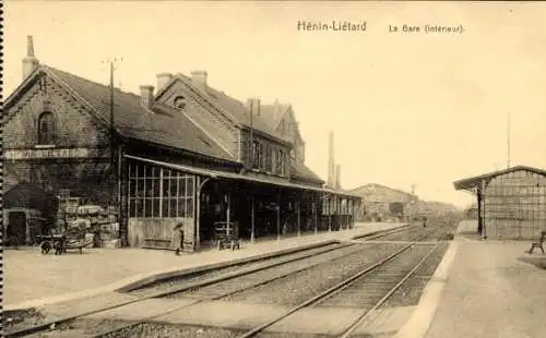 Ak Hénin Liétard Hénin Beaumont Pas de Calais, Bahnhof Gleisseite