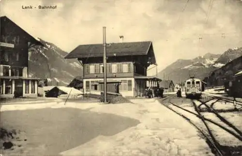 Ak Lenk Kt. Bern, Bahnhof, Zug, Winter