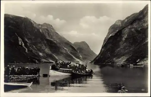 Ak Oldenvand Norwegen, Ausflug Touristen an Anleger