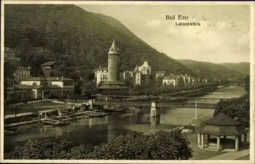 Ak Bad Ems an der Lahn, Ansicht lahnabwärts, Turm, Brücke, Pavillon