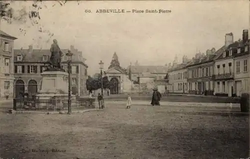 Ak Abbeville Somme, Place Saint Pierre