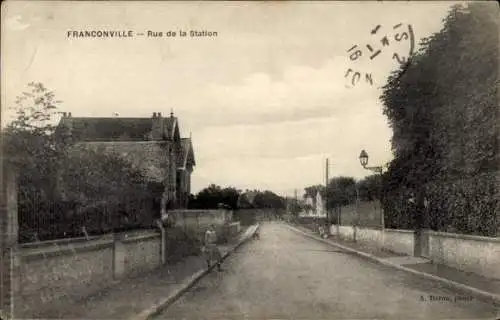 Ak Franconville Val d Oise, Rue de la Station