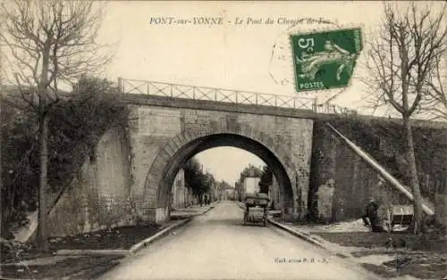 Ak Pont sur Yonne, Le Pont du Chemin de Fer