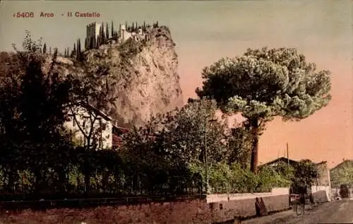 Ak Arco Trentino, Castello