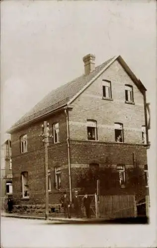 Foto Ak Steinbach Hallenberg im Thüringer Wald, Wohnhaus, Glasermeister Wilhelm Wirth, Anwohner