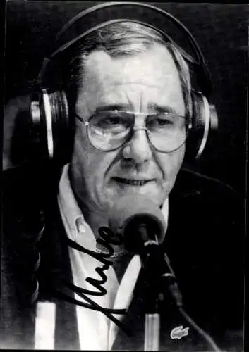 Ak Schauspieler Manfred Hubele, Portrait, Autogramm, Saarländischer Rundfunk, Sportreporter