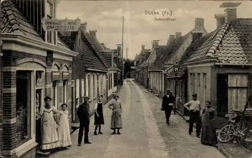 Ak Sloten Friesland Niederlande, Gubbelstraat, Anwohner