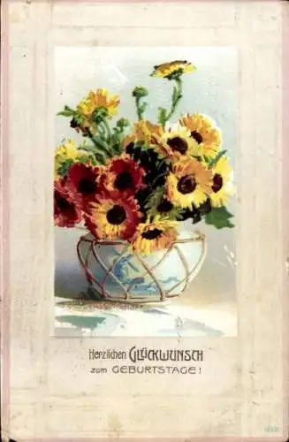 Präge Ak Glückwunsch Geburtstag, Sonnenblumen, Blumenvase