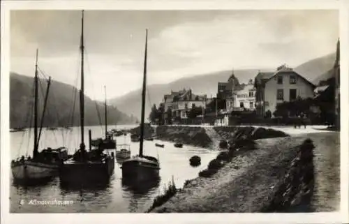 Ak Assmannshausen Rüdesheim am Rhein, Ufer, Segelboote, Häuser