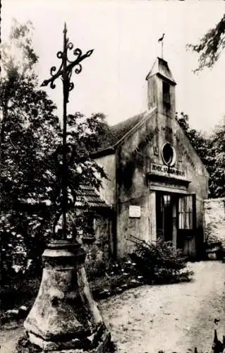 Ak Montmélian Oise, Kleine Kapelle