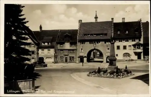 Ak Löffingen im Schwarzwald, Maienländer Tor, Kriegerdenkmal