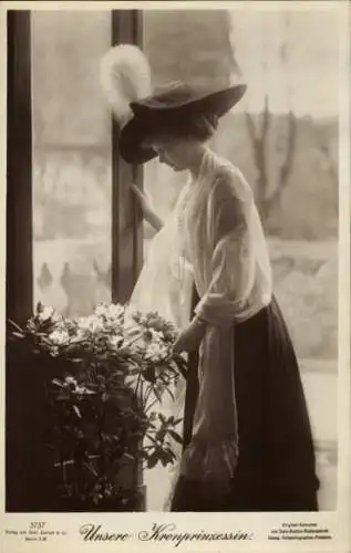 Ak Kronprinzessin Cecilie von Preußen, Portrait mit Hut, Liersch 3737