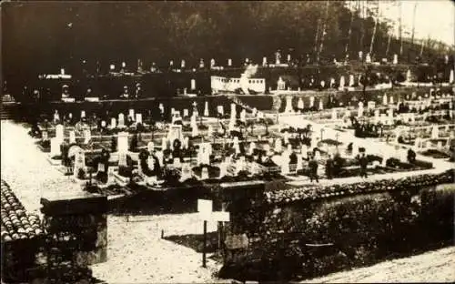 Foto Ak Friedhof am Kriegsschauplatz, 1. WK