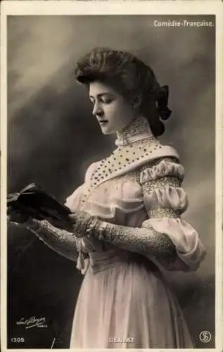 Ak Variete-Künstlerin Geniat, Comedie-Francaise, Portrait