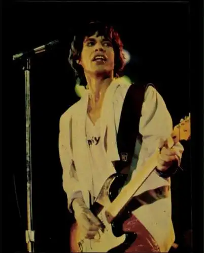Ak Sänger der Rolling Stones Mick Jagger, E Gitarre