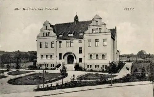 Ak Zeitz im Burgenlandkreis, Albin Naethersches Volksbad