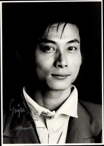 Foto Schauspieler Maverick Quek, Portrait, Autogramm