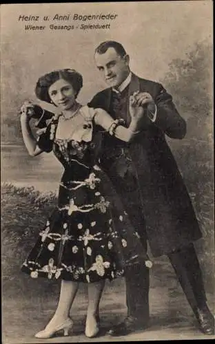 Ak Heinz und Anni Bogenrieder, Wiener Gesangs-Spielduett, Portrait
