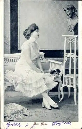 Ak Schauspielerin Ada May, Portrait