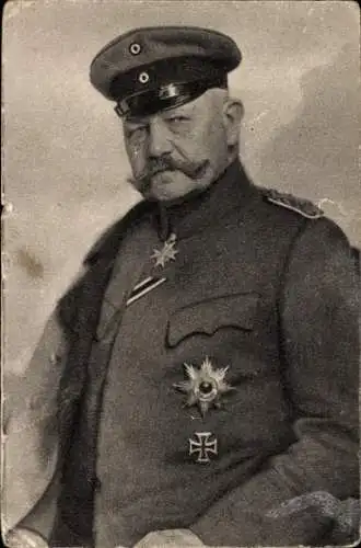 Ak Generalfeldmarschall Paul von Hindenburg, Portrait, Eisernes Kreuz, Orden