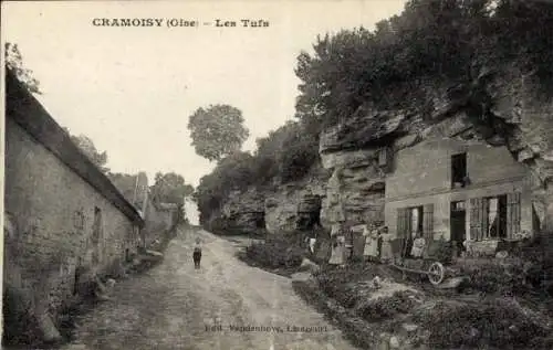 Ak Cramoisy Oise, Les Tufs, Haus im Berg