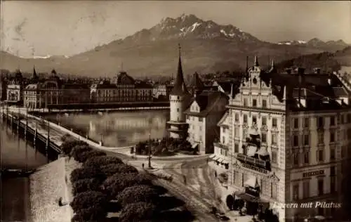 Ak Luzern Stadt Schweiz, Ortspartie mit Pilatus, Brücke