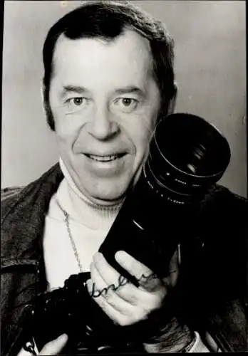 Ak Schauspieler Chris Howland, Portrait, Autogramm, Kamera