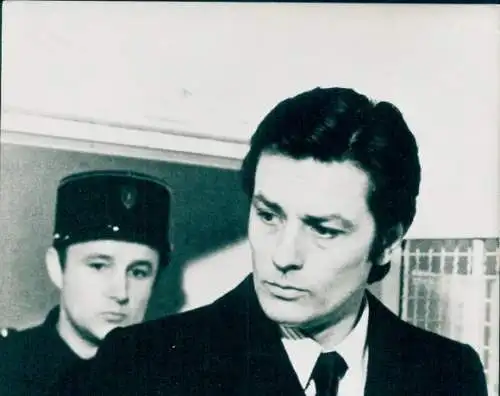 Foto Schauspieler Alain Delon, Portrait, Filmszene