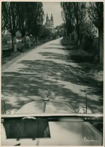 Foto Bad Staffelstein am Main Oberfranken, Schloss Banz aus einem Auto aus gesehen