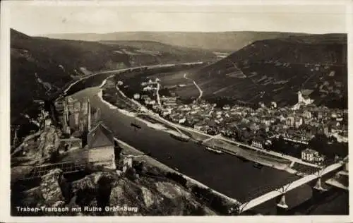 Ak Traben Trarbach an der Mosel, Panorama, Ruine Gräfinburg, Brücke