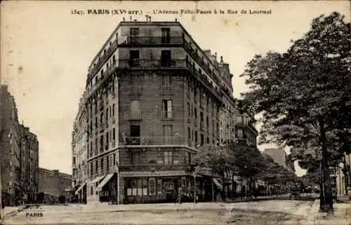 Ak Paris XV Vaugirard, l'Avenue Felix-Faure a la Rue de Lourmel