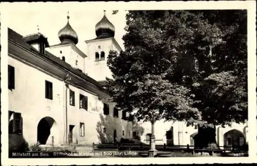 Ak Millstatt am See Kärnten, Stiftshof und Kirche, 500 jährige Linde