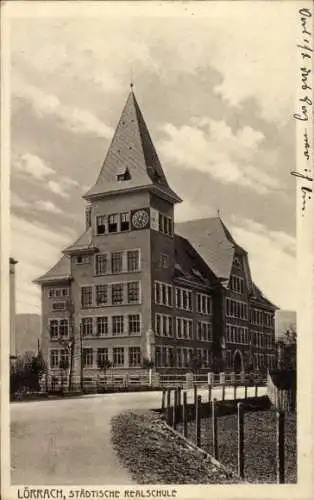 Ak Lörrach, Straßenpartie mit Blick auf die Realschule