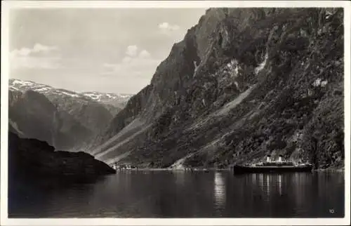 Ak Gudvangen Norwegen, Wasserpartie, Dampfer, Berge