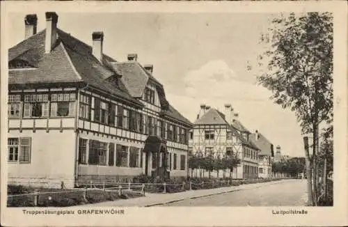 Ak Grafenwöhr im Oberpfälzer Hügelland, Truppenübungsplatz, Truppenlager, Luitpoltstraße