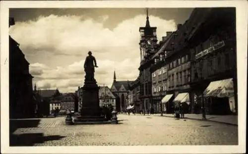 Ak Cheb Eger Reg. Karlsbad, Oberer Marktplatz, Statue, Buchdruckerei Egerer Zeitung, Steindruckerei
