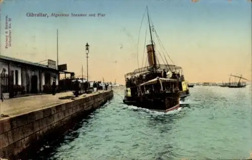 Ak Gibraltar, Dampfer am Pier