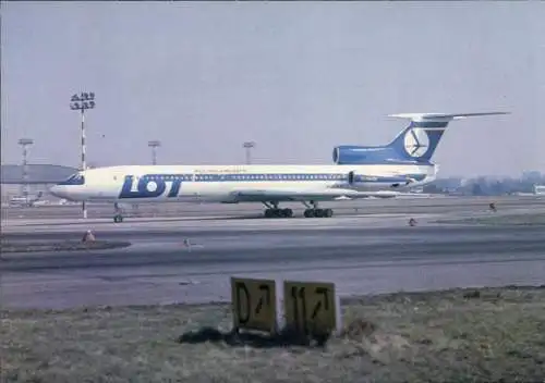 Ak Polnisches Transportflugzeug Tupolew Tu 154 M, LOT