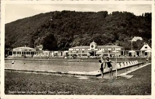 Ak Badenweiler im Schwarzwald, staatliches Sportbad, Badegäste