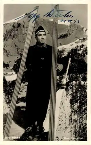 Ak Oberstdorf im Oberallgäu, Skisprungschanze, Skispringer Sepp Weiler, Autogramm 1956