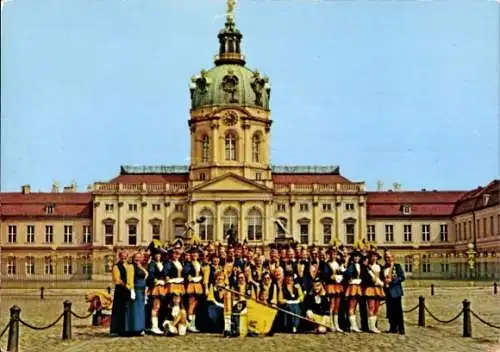 Ak Charlottenburger Karnevalsgesellschaft Blau-Gelb e.V. 1953, Gruppenbild, Autogramm