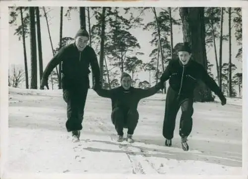 Foto Berlin Wilmersdorf Grunewald, Boxer Franz Schoepgens, Bubi Scholz, Hans Stretz