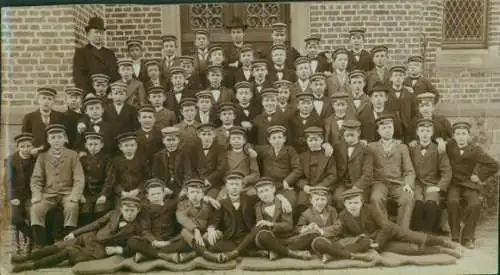 Foto Bad Münstereifel in Nordrhein Westfalen, Gruppenaufnahme von Jungen, Schüler, um 1910