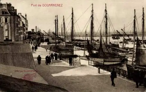 Ak Douarnenez Finistère, Hafen