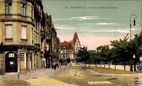 Ak Thionville Diedenhofen Lothringen Moselle, Avenue Marechal Petain